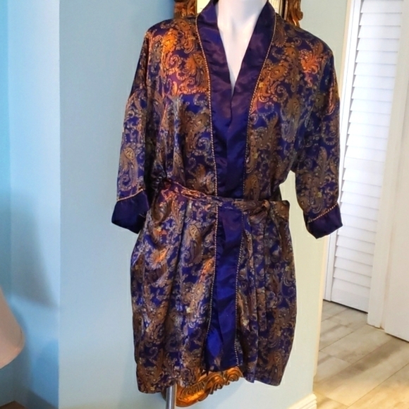 VINTAGE BATHROBE PAISLEY KATHRYN - Picture 1 of 7